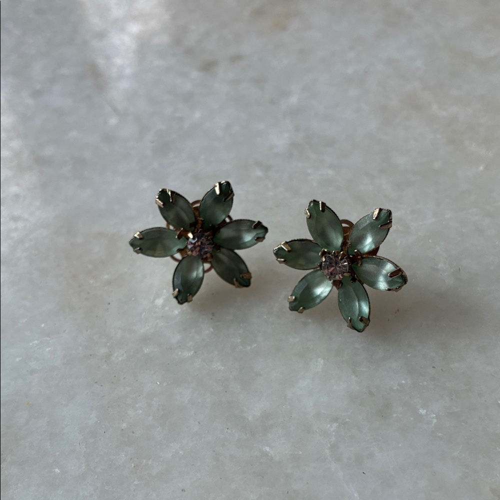 Elegant Floral Icy Blue Earrings
